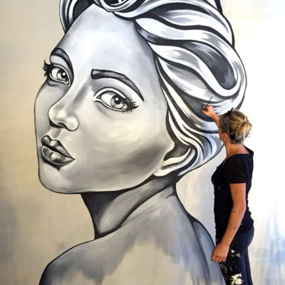 stine hvid mural girl street art